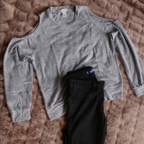 Black pants Hollister + light sweater forever 21 - Picture 3 of 4